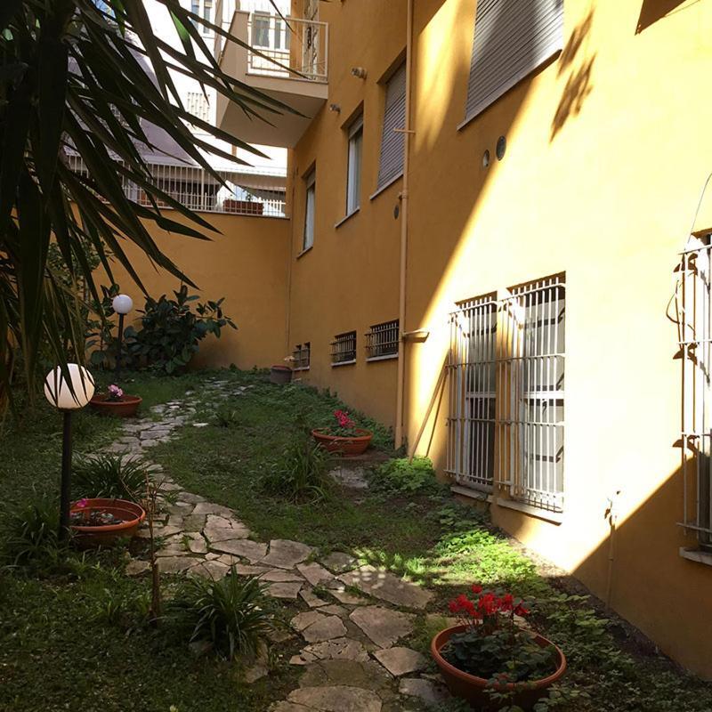 Ale&Andrea Apartments Blu & Lilla Ρώμη Εξωτερικό φωτογραφία